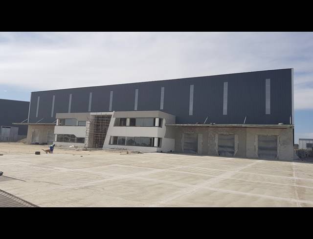5,600M² WAREHOUSE TO LET IN BRACKENFELL CENTRAL
